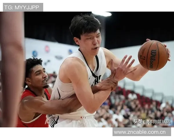 顶级球员带领球队走向辉煌 打造全新篮球时代的传奇篇章